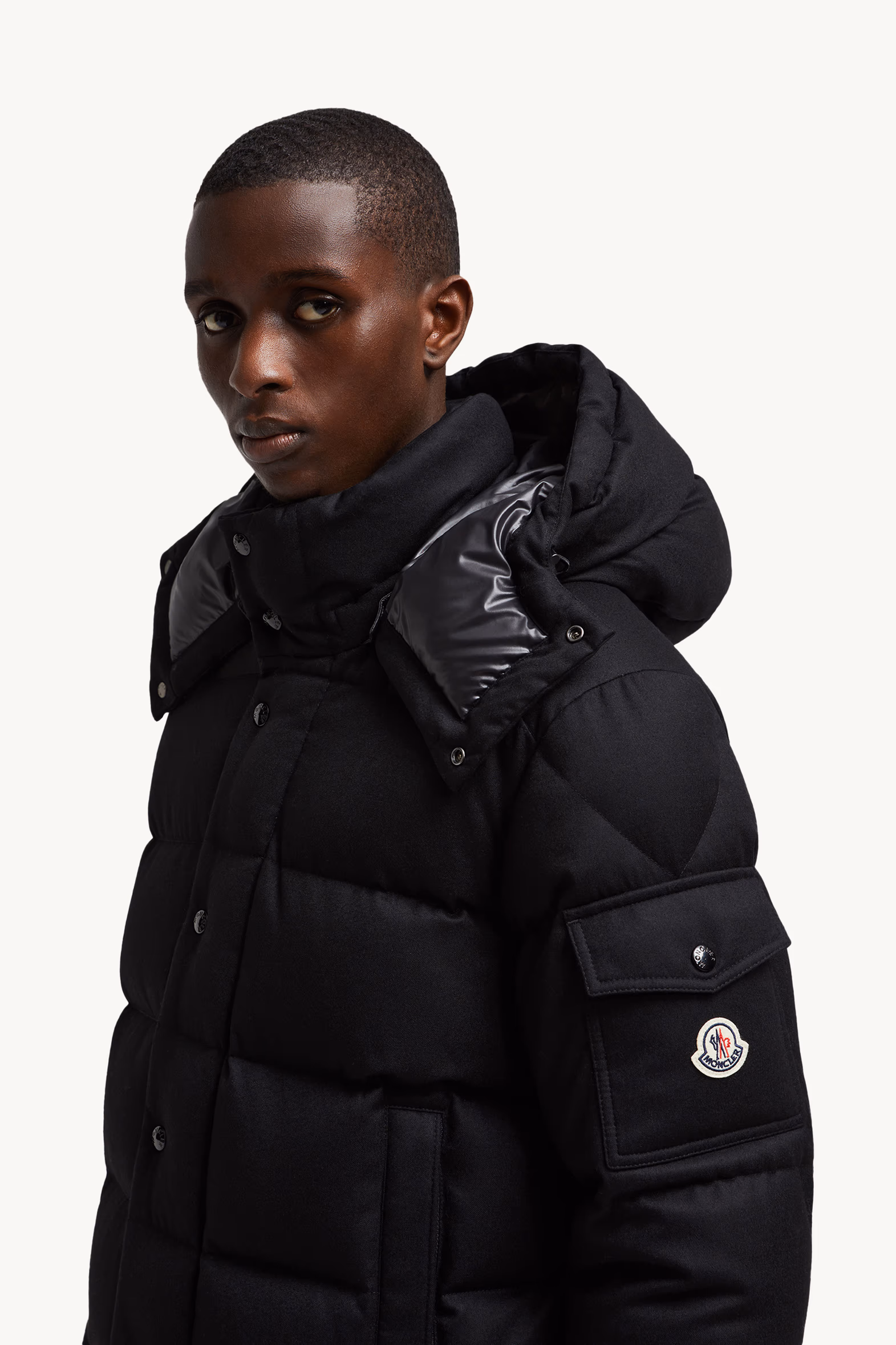 Chaqueta plumífero de esquí de flanelle con capucha Vezere Hombre Negro Moncler 4